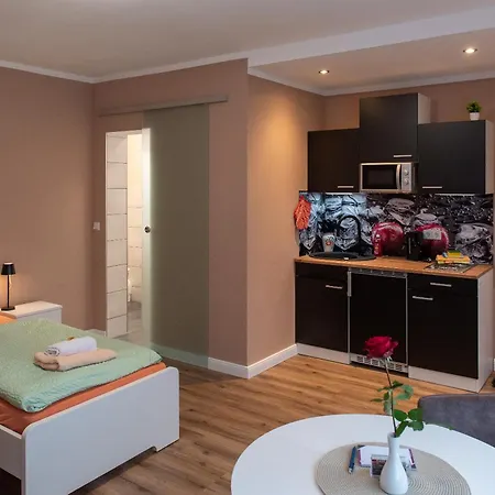 아파트 Top-moderne Und Auf Frueherem Wunderschoenen Bauernhof Im Elbe-elster-kreis In Brandenburg Bei Herzberg-elster, Schoenewalde, Holzdorf *