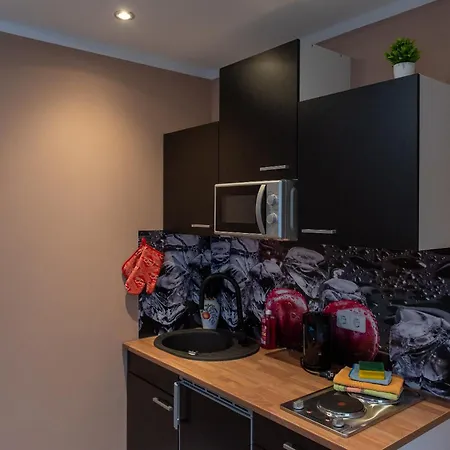 Top-moderne Und Auf Frueherem Wunderschoenen Bauernhof Im Elbe-elster-kreis In Brandenburg Bei Herzberg-elster, Schoenewalde, Holzdorf * 쇼네발데