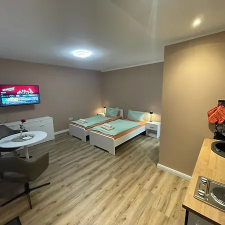 Top-moderne Und Auf Frueherem Wunderschoenen Bauernhof Im Elbe-elster-kreis In Brandenburg Bei Herzberg-elster, Schoenewalde, Holzdorf Apartment Schoenewalde
