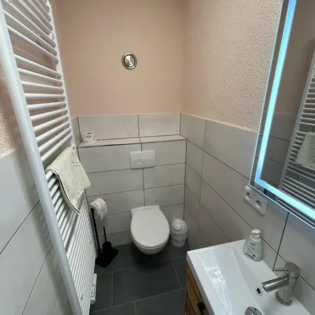 Top-moderne Und Auf Früherem Wunderschönen Bauernhof Im Elbe-elster-kreis In Brandenburg Bei Herzberg-elster, Schönewalde, Holzdorf *