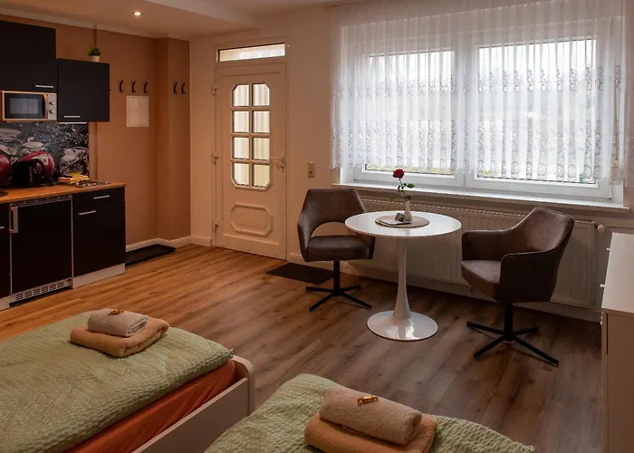 Top-moderne Und Auf Frueherem Wunderschoenen Bauernhof Im Elbe-elster-kreis In Brandenburg Bei Herzberg-elster, Schoenewalde, Holzdorf Appartement Schönewalde