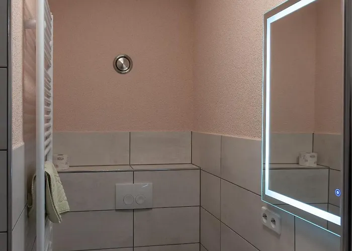 Top-moderne Und Auf Frueherem Wunderschoenen Bauernhof Im Elbe-elster-kreis In Brandenburg Bei Herzberg-elster, Schoenewalde, Holzdorf Schönewalde