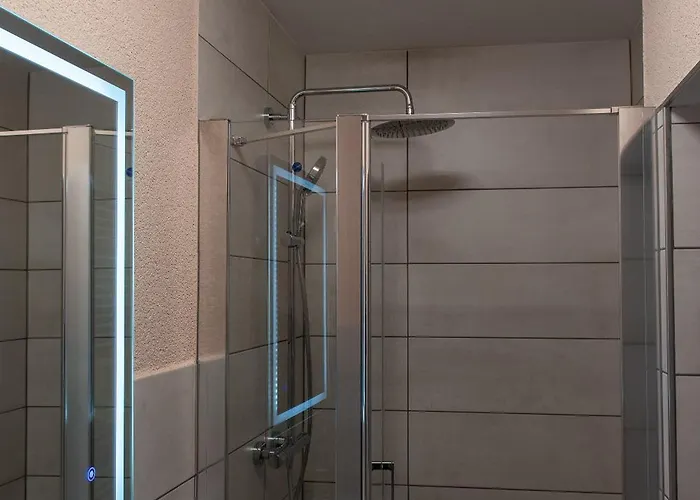 Top-moderne Und Auf Frueherem Wunderschoenen Bauernhof Im Elbe-elster-kreis In Brandenburg Bei Herzberg-elster, Schoenewalde, Holzdorf Appartement