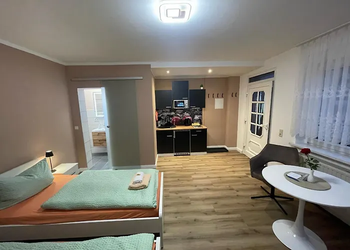 Top-moderne Und Auf Frueherem Wunderschoenen Bauernhof Im Elbe-elster-kreis In Brandenburg Bei Herzberg-elster, Schoenewalde, Holzdorf